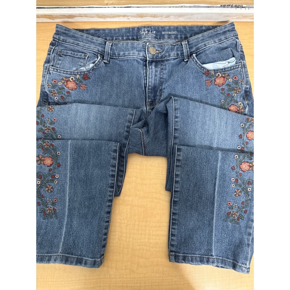 Style & Co Woman Floral Embroidered Boyfriend Jeans Medium Wash Blue Size 14W